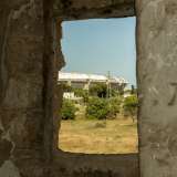 Siamo cos� arrivati alla fine del nostro viaggio, ma prima di andare via ci affacciamo a una delle finestre che ornano la masseria: di fronte a noi si staglia l�inconfondibile e onnipresente sagoma del San Nicola, quell��astronave� atterrata in un deserto di storia e cultura